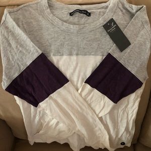 Women’s Abercrombie long sleeve color block tee